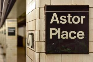 astor posto metropolitana stazione - nuovo York città, 2022 foto