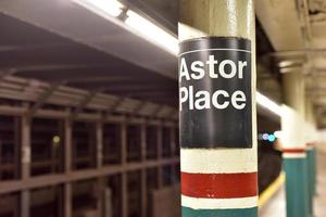 astor posto metropolitana stazione - nuovo York città, 2022 foto