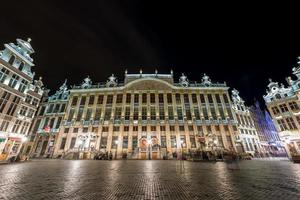 mille dollari posto nel Bruxelles, Belgio a notte. foto