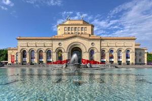 storia Museo di Armenia nel repubblica quadrato, il centrale cittadina piazza nel Yerevan, il capitale di Armenia, 2022 foto