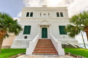 il stato Casa nel st. di Giorgio, casa di delle bermuda parlamento a partire dal 1620-1815. esso è il il più antico sopravvivendo bermudiano costruzione. foto