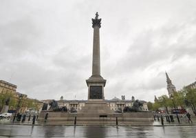 trafalgar piazza con Nelson colonna foto