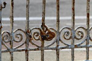 struttura di vecchio e arrugginito ferro da stiro. foto