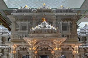 shri swaminarayan mandir a partire dal Robbinsville, nuovo maglia foto