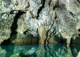 metropolitana piscina e grotta foto