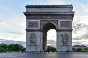 il arco de triomphe de l'étoile, Parigi foto