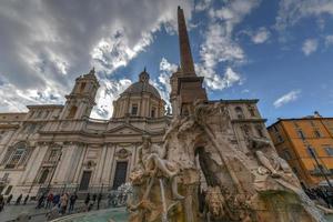 Roma, Italia - marzo 23, 2018 - il Chiesa di sant'agnese nel agone è uno di il maggior parte visitato chiese nel Roma dovuto per suo centrale posizione nel il famoso piazza navona nel Roma, Italia. foto