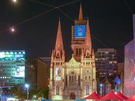 melbourne, Australia - mar 18, 2006 - santo di Paul Cattedrale nel melbourne, Australia a notte. foto