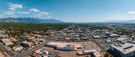 aereo panoramico Visualizza di il sale lago città orizzonte Utah foto