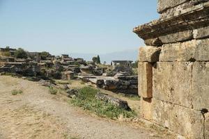 tombe a hierapolis antico città, pamukkale, denizli, turkiye foto