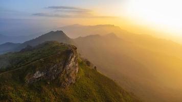 Visualizza di phu chee fah montagna a chiang rai, Tailandia foto