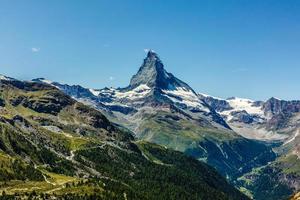 godendo il Visualizza di il Cervino foto