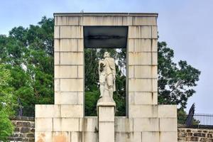 prospettiva terrazza parco Visualizza di il provvidenza orizzonte e roger williams statua, provvidenza, rhode isola, Stati Uniti d'America foto