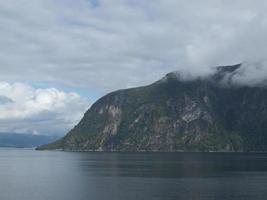 crociera nel il norvegese fiordi foto