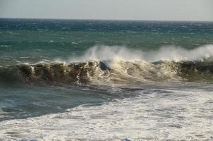 bellissima vista sulla spiaggia foto