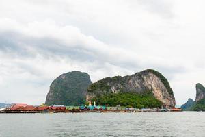 KOH panyee o punyi isola, Tailandia foto