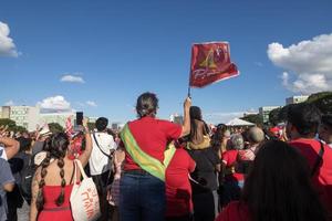 brasiliana, df, brasile jan 1 2023 lula sostenitori raccolta nel davanti di il nazionale congresso mostrando supporto per Presidente lula foto