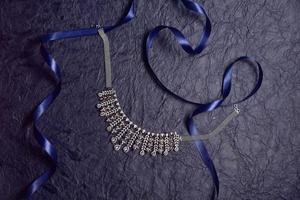 tradizionale oro e diamante gioielleria foto