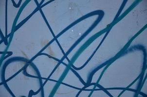 arte sotto terra. bellissimo strada arte graffiti stile. il parete è decorato con astratto disegni Casa dipingere. moderno iconico urbano cultura di strada gioventù. astratto elegante immagine su parete foto