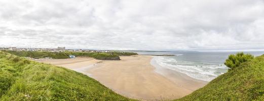 panoramico immagine al di sopra di ballybunion spiaggia nel Sud ovest Irlanda durante giorno foto