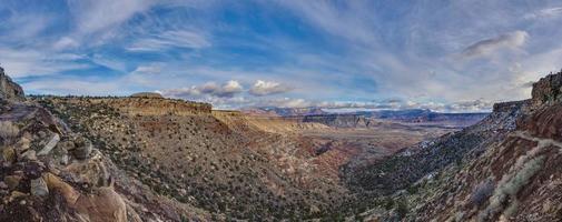 panoramico Visualizza a partire dal Arizona deserto nel inverno a partire dal elevato prospettiva foto