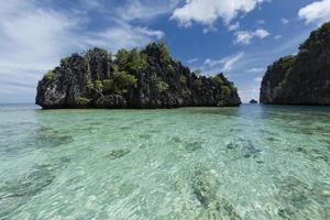 tropicale Paradiso spiaggia oceano mare cristallo acqua chiaro sabbia foto