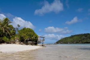 tropicale Paradiso polinesiano spiaggia oceano mare cristallo acqua chiaro sabbia foto