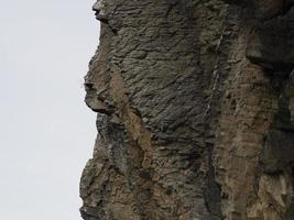 bismantov pietra un' roccia formazione nel il tosco-emiliano Appennini foto