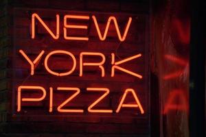 nuovo York Pizza rosso neon cartello foto