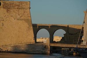 Malta il tre città a tramonto - vittoria, senglea e cospicua foto