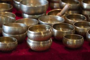 tradizionale bronzo tibetano campana foto