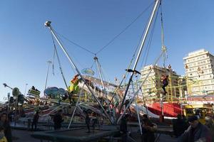 Genova, Italia - dicembre, 9 2018 - tradizionale Natale luna parco divertimento giusto è ha aperto foto