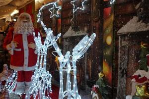 Natale albero ornamento a il mercato foto