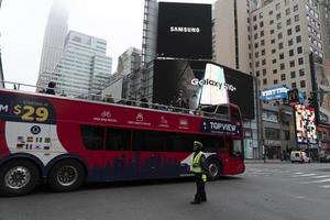 nuovo York - Stati Uniti d'America Maggio 4 2019 - volte piazza pieno di persone foto