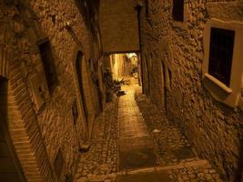 veroli medievale villaggio lazio frosinone notte Visualizza foto
