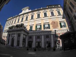 meridiana palazzo Genova vecchio cittadina storico edificio foto