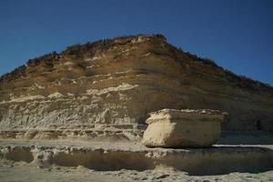 santo Peter piscine Malta roccia formazione buco su rocce foto