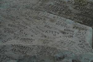 celebrità celebrità nomi graffiti su santo Peter piscine Malta roccia formazione foto