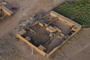 maroc insediamento nel il deserto vicino Marrakech aereo Visualizza foto