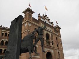 Madrid plaza de toros Toro combattente storico arena las ventas foto