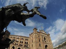 Madrid plaza de toros Toro combattente storico arena las ventas foto