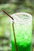 bevanda verde ghiacciata foto
