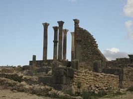 volubilis romano rovine nel Marocco- meglio conservato romano rovine collocato fra il imperiale città di fez e meknes foto