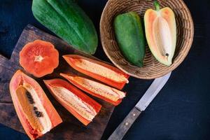 frutto di papaia tritato foto