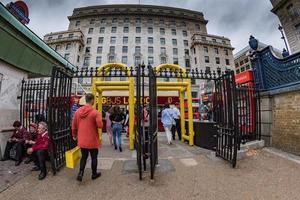 Londra, Inghilterra - luglio 18 2017 - anti terrorismo barriera nel Londra foto