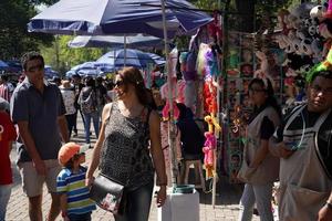 Messico città, febbraio 3 2019 - cittadina parco chapultepec affollato di persone su Domenica foto