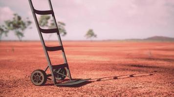 piccolo carrello carrello nel il deserto foto