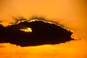 cielo al di sopra di il tramonto foto