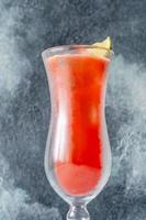bicchiere di koolaid cocktail foto