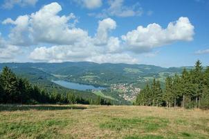 Visualizza per lago Titisee nel nero foresta, Germania foto